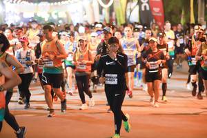 BIB: 45930
                            <button type="button" onclick="openModal(7956241)" class="btn btn-primary btn-sm float-right btn-popup" data-toggle="modal" data-target=".modal-high-quality">
                        <i class="fas fa-shopping-cart"></i> Add to Cart
                    </button>
                                            <button type="button" onclick="isThisMe(7956241, true)" class="btn btn-success btn-sm float-right btn-popup btn-isme hidden" data-toggle="tooltip" data-placement="bottom" title="นี่คือรูปของคุณใช่ไหม คลิกที่นี่เพื่อเอาเข้าอัลบั้ม">
                        <i class="fas fa-plus"></i> Add to album
                    </button>
                    <button type="button" onclick="isThisMe(7956241, false)" class="btn btn-warning btn-sm float-right btn-popup btn-isnotme hidden">
                        <i class="fas fa-ban"></i> Remove from album
                    </button>