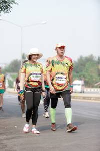 BIB: 40070, 42679
                            <button type="button" onclick="openModal(9500125)" class="btn btn-primary btn-sm float-right btn-popup" data-toggle="modal" data-target=".modal-high-quality">
                        <i class="fas fa-shopping-cart"></i> Add to Cart
                    </button>
                                            <button type="button" onclick="isThisMe(9500125, true)" class="btn btn-success btn-sm float-right btn-popup btn-isme hidden" data-toggle="tooltip" data-placement="bottom" title="นี่คือรูปของคุณใช่ไหม คลิกที่นี่เพื่อเอาเข้าอัลบั้ม">
                        <i class="fas fa-plus"></i> Add to album
                    </button>
                    <button type="button" onclick="isThisMe(9500125, false)" class="btn btn-warning btn-sm float-right btn-popup btn-isnotme hidden">
                        <i class="fas fa-ban"></i> Remove from album
                    </button>