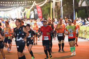 BIB: 4272
                            <button type="button" onclick="openModal(7956231)" class="btn btn-primary btn-sm float-right btn-popup" data-toggle="modal" data-target=".modal-high-quality">
                        <i class="fas fa-shopping-cart"></i> Add to Cart
                    </button>
                                            <button type="button" onclick="isThisMe(7956231, true)" class="btn btn-success btn-sm float-right btn-popup btn-isme hidden" data-toggle="tooltip" data-placement="bottom" title="นี่คือรูปของคุณใช่ไหม คลิกที่นี่เพื่อเอาเข้าอัลบั้ม">
                        <i class="fas fa-plus"></i> Add to album
                    </button>
                    <button type="button" onclick="isThisMe(7956231, false)" class="btn btn-warning btn-sm float-right btn-popup btn-isnotme hidden">
                        <i class="fas fa-ban"></i> Remove from album
                    </button>