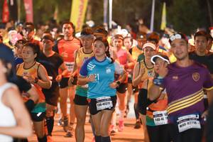 BIB: 40311, 427
                            <button type="button" onclick="openModal(7954569)" class="btn btn-primary btn-sm float-right btn-popup" data-toggle="modal" data-target=".modal-high-quality">
                        <i class="fas fa-shopping-cart"></i> Add to Cart
                    </button>
                                            <button type="button" onclick="isThisMe(7954569, true)" class="btn btn-success btn-sm float-right btn-popup btn-isme hidden" data-toggle="tooltip" data-placement="bottom" title="นี่คือรูปของคุณใช่ไหม คลิกที่นี่เพื่อเอาเข้าอัลบั้ม">
                        <i class="fas fa-plus"></i> Add to album
                    </button>
                    <button type="button" onclick="isThisMe(7954569, false)" class="btn btn-warning btn-sm float-right btn-popup btn-isnotme hidden">
                        <i class="fas fa-ban"></i> Remove from album
                    </button>