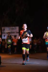 BIB: 40225
                            <button type="button" onclick="openModal(8371418)" class="btn btn-primary btn-sm float-right btn-popup" data-toggle="modal" data-target=".modal-high-quality">
                        <i class="fas fa-shopping-cart"></i> Add to Cart
                    </button>
                                            <button type="button" onclick="isThisMe(8371418, true)" class="btn btn-success btn-sm float-right btn-popup btn-isme hidden" data-toggle="tooltip" data-placement="bottom" title="นี่คือรูปของคุณใช่ไหม คลิกที่นี่เพื่อเอาเข้าอัลบั้ม">
                        <i class="fas fa-plus"></i> Add to album
                    </button>
                    <button type="button" onclick="isThisMe(8371418, false)" class="btn btn-warning btn-sm float-right btn-popup btn-isnotme hidden">
                        <i class="fas fa-ban"></i> Remove from album
                    </button>