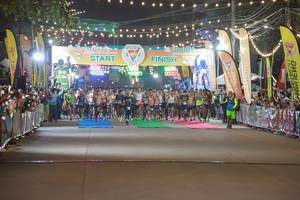 BIB: 40006, 0001
                            <button type="button" onclick="openModal(7954052)" class="btn btn-primary btn-sm float-right btn-popup" data-toggle="modal" data-target=".modal-high-quality">
                        <i class="fas fa-shopping-cart"></i> Add to Cart
                    </button>
                                            <button type="button" onclick="isThisMe(7954052, true)" class="btn btn-success btn-sm float-right btn-popup btn-isme hidden" data-toggle="tooltip" data-placement="bottom" title="นี่คือรูปของคุณใช่ไหม คลิกที่นี่เพื่อเอาเข้าอัลบั้ม">
                        <i class="fas fa-plus"></i> Add to album
                    </button>
                    <button type="button" onclick="isThisMe(7954052, false)" class="btn btn-warning btn-sm float-right btn-popup btn-isnotme hidden">
                        <i class="fas fa-ban"></i> Remove from album
                    </button>