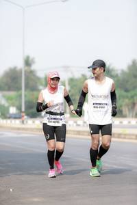 BIB: 41061, 40205
                            <button type="button" onclick="openModal(9502300)" class="btn btn-primary btn-sm float-right btn-popup" data-toggle="modal" data-target=".modal-high-quality">
                        <i class="fas fa-shopping-cart"></i> Add to Cart
                    </button>
                                            <button type="button" onclick="isThisMe(9502300, true)" class="btn btn-success btn-sm float-right btn-popup btn-isme hidden" data-toggle="tooltip" data-placement="bottom" title="นี่คือรูปของคุณใช่ไหม คลิกที่นี่เพื่อเอาเข้าอัลบั้ม">
                        <i class="fas fa-plus"></i> Add to album
                    </button>
                    <button type="button" onclick="isThisMe(9502300, false)" class="btn btn-warning btn-sm float-right btn-popup btn-isnotme hidden">
                        <i class="fas fa-ban"></i> Remove from album
                    </button>