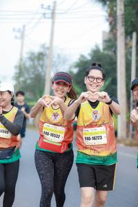 BIB: 16532, 16723, 0949
                            <button type="button" onclick="openModal(9038302)" class="btn btn-primary btn-sm float-right btn-popup" data-toggle="modal" data-target=".modal-high-quality">
                        <i class="fas fa-shopping-cart"></i> Add to Cart
                    </button>
                                            <button type="button" onclick="isThisMe(9038302, true)" class="btn btn-success btn-sm float-right btn-popup btn-isme hidden" data-toggle="tooltip" data-placement="bottom" title="นี่คือรูปของคุณใช่ไหม คลิกที่นี่เพื่อเอาเข้าอัลบั้ม">
                        <i class="fas fa-plus"></i> Add to album
                    </button>
                    <button type="button" onclick="isThisMe(9038302, false)" class="btn btn-warning btn-sm float-right btn-popup btn-isnotme hidden">
                        <i class="fas fa-ban"></i> Remove from album
                    </button>