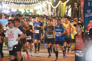 BIB: 4400
                            <button type="button" onclick="openModal(7954282)" class="btn btn-primary btn-sm float-right btn-popup" data-toggle="modal" data-target=".modal-high-quality">
                        <i class="fas fa-shopping-cart"></i> Add to Cart
                    </button>
                                            <button type="button" onclick="isThisMe(7954282, true)" class="btn btn-success btn-sm float-right btn-popup btn-isme hidden" data-toggle="tooltip" data-placement="bottom" title="นี่คือรูปของคุณใช่ไหม คลิกที่นี่เพื่อเอาเข้าอัลบั้ม">
                        <i class="fas fa-plus"></i> Add to album
                    </button>
                    <button type="button" onclick="isThisMe(7954282, false)" class="btn btn-warning btn-sm float-right btn-popup btn-isnotme hidden">
                        <i class="fas fa-ban"></i> Remove from album
                    </button>