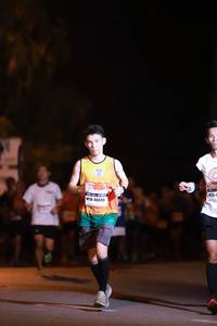 BIB: 46699
                            <button type="button" onclick="openModal(8370522)" class="btn btn-primary btn-sm float-right btn-popup" data-toggle="modal" data-target=".modal-high-quality">
                        <i class="fas fa-shopping-cart"></i> Add to Cart
                    </button>
                                            <button type="button" onclick="isThisMe(8370522, true)" class="btn btn-success btn-sm float-right btn-popup btn-isme hidden" data-toggle="tooltip" data-placement="bottom" title="นี่คือรูปของคุณใช่ไหม คลิกที่นี่เพื่อเอาเข้าอัลบั้ม">
                        <i class="fas fa-plus"></i> Add to album
                    </button>
                    <button type="button" onclick="isThisMe(8370522, false)" class="btn btn-warning btn-sm float-right btn-popup btn-isnotme hidden">
                        <i class="fas fa-ban"></i> Remove from album
                    </button>