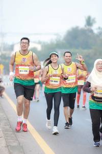 BIB: 141, 10062
                            <button type="button" onclick="openModal(9035393)" class="btn btn-primary btn-sm float-right btn-popup" data-toggle="modal" data-target=".modal-high-quality">
                        <i class="fas fa-shopping-cart"></i> Add to Cart
                    </button>
                                            <button type="button" onclick="isThisMe(9035393, true)" class="btn btn-success btn-sm float-right btn-popup btn-isme hidden" data-toggle="tooltip" data-placement="bottom" title="นี่คือรูปของคุณใช่ไหม คลิกที่นี่เพื่อเอาเข้าอัลบั้ม">
                        <i class="fas fa-plus"></i> Add to album
                    </button>
                    <button type="button" onclick="isThisMe(9035393, false)" class="btn btn-warning btn-sm float-right btn-popup btn-isnotme hidden">
                        <i class="fas fa-ban"></i> Remove from album
                    </button>