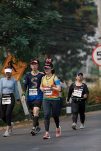 BIB: 40348
                            <button type="button" onclick="openModal(9499622)" class="btn btn-primary btn-sm float-right btn-popup" data-toggle="modal" data-target=".modal-high-quality">
                        <i class="fas fa-shopping-cart"></i> Add to Cart
                    </button>
                                            <button type="button" onclick="isThisMe(9499622, true)" class="btn btn-success btn-sm float-right btn-popup btn-isme hidden" data-toggle="tooltip" data-placement="bottom" title="นี่คือรูปของคุณใช่ไหม คลิกที่นี่เพื่อเอาเข้าอัลบั้ม">
                        <i class="fas fa-plus"></i> Add to album
                    </button>
                    <button type="button" onclick="isThisMe(9499622, false)" class="btn btn-warning btn-sm float-right btn-popup btn-isnotme hidden">
                        <i class="fas fa-ban"></i> Remove from album
                    </button>