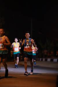 BIB: 0920
                            <button type="button" onclick="openModal(8371864)" class="btn btn-primary btn-sm float-right btn-popup" data-toggle="modal" data-target=".modal-high-quality">
                        <i class="fas fa-shopping-cart"></i> Add to Cart
                    </button>
                                            <button type="button" onclick="isThisMe(8371864, true)" class="btn btn-success btn-sm float-right btn-popup btn-isme hidden" data-toggle="tooltip" data-placement="bottom" title="นี่คือรูปของคุณใช่ไหม คลิกที่นี่เพื่อเอาเข้าอัลบั้ม">
                        <i class="fas fa-plus"></i> Add to album
                    </button>
                    <button type="button" onclick="isThisMe(8371864, false)" class="btn btn-warning btn-sm float-right btn-popup btn-isnotme hidden">
                        <i class="fas fa-ban"></i> Remove from album
                    </button>