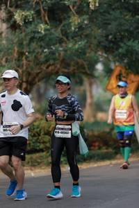 BIB: 40563
                            <button type="button" onclick="openModal(9499361)" class="btn btn-primary btn-sm float-right btn-popup" data-toggle="modal" data-target=".modal-high-quality">
                        <i class="fas fa-shopping-cart"></i> Add to Cart
                    </button>
                                            <button type="button" onclick="isThisMe(9499361, true)" class="btn btn-success btn-sm float-right btn-popup btn-isme hidden" data-toggle="tooltip" data-placement="bottom" title="นี่คือรูปของคุณใช่ไหม คลิกที่นี่เพื่อเอาเข้าอัลบั้ม">
                        <i class="fas fa-plus"></i> Add to album
                    </button>
                    <button type="button" onclick="isThisMe(9499361, false)" class="btn btn-warning btn-sm float-right btn-popup btn-isnotme hidden">
                        <i class="fas fa-ban"></i> Remove from album
                    </button>