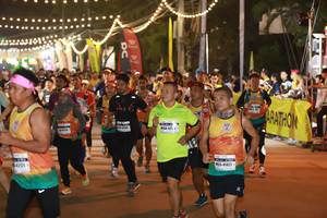 BIB: 50421, 41427, 242121
                            <button type="button" onclick="openModal(7956131)" class="btn btn-primary btn-sm float-right btn-popup" data-toggle="modal" data-target=".modal-high-quality">
                        <i class="fas fa-shopping-cart"></i> Add to Cart
                    </button>
                                            <button type="button" onclick="isThisMe(7956131, true)" class="btn btn-success btn-sm float-right btn-popup btn-isme hidden" data-toggle="tooltip" data-placement="bottom" title="นี่คือรูปของคุณใช่ไหม คลิกที่นี่เพื่อเอาเข้าอัลบั้ม">
                        <i class="fas fa-plus"></i> Add to album
                    </button>
                    <button type="button" onclick="isThisMe(7956131, false)" class="btn btn-warning btn-sm float-right btn-popup btn-isnotme hidden">
                        <i class="fas fa-ban"></i> Remove from album
                    </button>