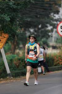 BIB: 781
                            <button type="button" onclick="openModal(9499497)" class="btn btn-primary btn-sm float-right btn-popup" data-toggle="modal" data-target=".modal-high-quality">
                        <i class="fas fa-shopping-cart"></i> Add to Cart
                    </button>
                                            <button type="button" onclick="isThisMe(9499497, true)" class="btn btn-success btn-sm float-right btn-popup btn-isme hidden" data-toggle="tooltip" data-placement="bottom" title="นี่คือรูปของคุณใช่ไหม คลิกที่นี่เพื่อเอาเข้าอัลบั้ม">
                        <i class="fas fa-plus"></i> Add to album
                    </button>
                    <button type="button" onclick="isThisMe(9499497, false)" class="btn btn-warning btn-sm float-right btn-popup btn-isnotme hidden">
                        <i class="fas fa-ban"></i> Remove from album
                    </button>