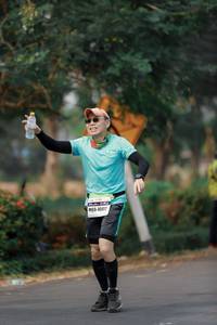 BIB: 40417
                            <button type="button" onclick="openModal(9499681)" class="btn btn-primary btn-sm float-right btn-popup" data-toggle="modal" data-target=".modal-high-quality">
                        <i class="fas fa-shopping-cart"></i> Add to Cart
                    </button>
                                            <button type="button" onclick="isThisMe(9499681, true)" class="btn btn-success btn-sm float-right btn-popup btn-isme hidden" data-toggle="tooltip" data-placement="bottom" title="นี่คือรูปของคุณใช่ไหม คลิกที่นี่เพื่อเอาเข้าอัลบั้ม">
                        <i class="fas fa-plus"></i> Add to album
                    </button>
                    <button type="button" onclick="isThisMe(9499681, false)" class="btn btn-warning btn-sm float-right btn-popup btn-isnotme hidden">
                        <i class="fas fa-ban"></i> Remove from album
                    </button>