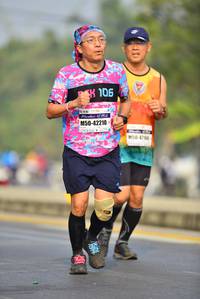 BIB: 106, 42210
                            <button type="button" onclick="openModal(7959831)" class="btn btn-primary btn-sm float-right btn-popup" data-toggle="modal" data-target=".modal-high-quality">
                        <i class="fas fa-shopping-cart"></i> Add to Cart
                    </button>
                                            <button type="button" onclick="isThisMe(7959831, true)" class="btn btn-success btn-sm float-right btn-popup btn-isme hidden" data-toggle="tooltip" data-placement="bottom" title="นี่คือรูปของคุณใช่ไหม คลิกที่นี่เพื่อเอาเข้าอัลบั้ม">
                        <i class="fas fa-plus"></i> Add to album
                    </button>
                    <button type="button" onclick="isThisMe(7959831, false)" class="btn btn-warning btn-sm float-right btn-popup btn-isnotme hidden">
                        <i class="fas fa-ban"></i> Remove from album
                    </button>