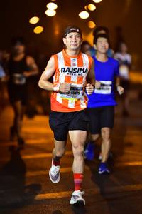 BIB: 45475
                            <button type="button" onclick="openModal(7301371)" class="btn btn-primary btn-sm float-right btn-popup" data-toggle="modal" data-target=".modal-high-quality">
                        <i class="fas fa-shopping-cart"></i> Add to Cart
                    </button>
                                            <button type="button" onclick="isThisMe(7301371, true)" class="btn btn-success btn-sm float-right btn-popup btn-isme hidden" data-toggle="tooltip" data-placement="bottom" title="นี่คือรูปของคุณใช่ไหม คลิกที่นี่เพื่อเอาเข้าอัลบั้ม">
                        <i class="fas fa-plus"></i> Add to album
                    </button>
                    <button type="button" onclick="isThisMe(7301371, false)" class="btn btn-warning btn-sm float-right btn-popup btn-isnotme hidden">
                        <i class="fas fa-ban"></i> Remove from album
                    </button>