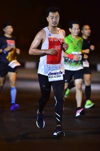 BIB: 42886, 
                            <button type="button" onclick="openModal(7301991)" class="btn btn-primary btn-sm float-right btn-popup" data-toggle="modal" data-target=".modal-high-quality">
                        <i class="fas fa-shopping-cart"></i> Add to Cart
                    </button>
                                            <button type="button" onclick="isThisMe(7301991, true)" class="btn btn-success btn-sm float-right btn-popup btn-isme hidden" data-toggle="tooltip" data-placement="bottom" title="นี่คือรูปของคุณใช่ไหม คลิกที่นี่เพื่อเอาเข้าอัลบั้ม">
                        <i class="fas fa-plus"></i> Add to album
                    </button>
                    <button type="button" onclick="isThisMe(7301991, false)" class="btn btn-warning btn-sm float-right btn-popup btn-isnotme hidden">
                        <i class="fas fa-ban"></i> Remove from album
                    </button>