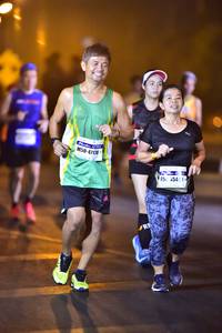 BIB: 4718, 1541
                            <button type="button" onclick="openModal(7345443)" class="btn btn-primary btn-sm float-right btn-popup" data-toggle="modal" data-target=".modal-high-quality">
                        <i class="fas fa-shopping-cart"></i> Add to Cart
                    </button>
                                            <button type="button" onclick="isThisMe(7345443, true)" class="btn btn-success btn-sm float-right btn-popup btn-isme hidden" data-toggle="tooltip" data-placement="bottom" title="นี่คือรูปของคุณใช่ไหม คลิกที่นี่เพื่อเอาเข้าอัลบั้ม">
                        <i class="fas fa-plus"></i> Add to album
                    </button>
                    <button type="button" onclick="isThisMe(7345443, false)" class="btn btn-warning btn-sm float-right btn-popup btn-isnotme hidden">
                        <i class="fas fa-ban"></i> Remove from album
                    </button>