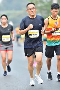 BIB: 17609, 15278
                            <button type="button" onclick="openModal(7482410)" class="btn btn-primary btn-sm float-right btn-popup" data-toggle="modal" data-target=".modal-high-quality">
                        <i class="fas fa-shopping-cart"></i> Add to Cart
                    </button>
                                            <button type="button" onclick="isThisMe(7482410, true)" class="btn btn-success btn-sm float-right btn-popup btn-isme hidden" data-toggle="tooltip" data-placement="bottom" title="นี่คือรูปของคุณใช่ไหม คลิกที่นี่เพื่อเอาเข้าอัลบั้ม">
                        <i class="fas fa-plus"></i> Add to album
                    </button>
                    <button type="button" onclick="isThisMe(7482410, false)" class="btn btn-warning btn-sm float-right btn-popup btn-isnotme hidden">
                        <i class="fas fa-ban"></i> Remove from album
                    </button>