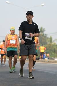 BIB: 8401
                            <button type="button" onclick="openModal(8206586)" class="btn btn-primary btn-sm float-right btn-popup" data-toggle="modal" data-target=".modal-high-quality">
                        <i class="fas fa-shopping-cart"></i> Add to Cart
                    </button>
                                            <button type="button" onclick="isThisMe(8206586, true)" class="btn btn-success btn-sm float-right btn-popup btn-isme hidden" data-toggle="tooltip" data-placement="bottom" title="นี่คือรูปของคุณใช่ไหม คลิกที่นี่เพื่อเอาเข้าอัลบั้ม">
                        <i class="fas fa-plus"></i> Add to album
                    </button>
                    <button type="button" onclick="isThisMe(8206586, false)" class="btn btn-warning btn-sm float-right btn-popup btn-isnotme hidden">
                        <i class="fas fa-ban"></i> Remove from album
                    </button>