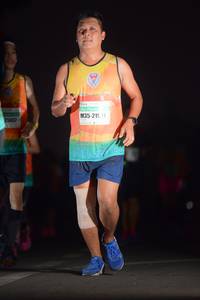 BIB: 215, 25037
                            <button type="button" onclick="openModal(7422924)" class="btn btn-primary btn-sm float-right btn-popup" data-toggle="modal" data-target=".modal-high-quality">
                        <i class="fas fa-shopping-cart"></i> Add to Cart
                    </button>
                                            <button type="button" onclick="isThisMe(7422924, true)" class="btn btn-success btn-sm float-right btn-popup btn-isme hidden" data-toggle="tooltip" data-placement="bottom" title="นี่คือรูปของคุณใช่ไหม คลิกที่นี่เพื่อเอาเข้าอัลบั้ม">
                        <i class="fas fa-plus"></i> Add to album
                    </button>
                    <button type="button" onclick="isThisMe(7422924, false)" class="btn btn-warning btn-sm float-right btn-popup btn-isnotme hidden">
                        <i class="fas fa-ban"></i> Remove from album
                    </button>