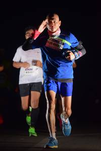 BIB: 46682
                            <button type="button" onclick="openModal(9930267)" class="btn btn-primary btn-sm float-right btn-popup" data-toggle="modal" data-target=".modal-high-quality">
                        <i class="fas fa-shopping-cart"></i> Add to Cart
                    </button>
                                            <button type="button" onclick="isThisMe(9930267, true)" class="btn btn-success btn-sm float-right btn-popup btn-isme hidden" data-toggle="tooltip" data-placement="bottom" title="นี่คือรูปของคุณใช่ไหม คลิกที่นี่เพื่อเอาเข้าอัลบั้ม">
                        <i class="fas fa-plus"></i> Add to album
                    </button>
                    <button type="button" onclick="isThisMe(9930267, false)" class="btn btn-warning btn-sm float-right btn-popup btn-isnotme hidden">
                        <i class="fas fa-ban"></i> Remove from album
                    </button>