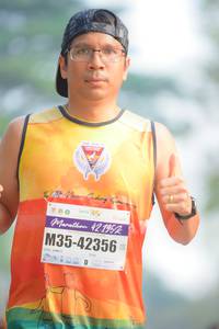 BIB: 42195, 42356
                            <button type="button" onclick="openModal(9999940)" class="btn btn-primary btn-sm float-right btn-popup" data-toggle="modal" data-target=".modal-high-quality">
                        <i class="fas fa-shopping-cart"></i> Add to Cart
                    </button>
                                            <button type="button" onclick="isThisMe(9999940, true)" class="btn btn-success btn-sm float-right btn-popup btn-isme hidden" data-toggle="tooltip" data-placement="bottom" title="นี่คือรูปของคุณใช่ไหม คลิกที่นี่เพื่อเอาเข้าอัลบั้ม">
                        <i class="fas fa-plus"></i> Add to album
                    </button>
                    <button type="button" onclick="isThisMe(9999940, false)" class="btn btn-warning btn-sm float-right btn-popup btn-isnotme hidden">
                        <i class="fas fa-ban"></i> Remove from album
                    </button>