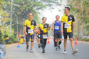BIB: 46958
                            <button type="button" onclick="openModal(10019484)" class="btn btn-primary btn-sm float-right btn-popup" data-toggle="modal" data-target=".modal-high-quality">
                        <i class="fas fa-shopping-cart"></i> Add to Cart
                    </button>
                                            <button type="button" onclick="isThisMe(10019484, true)" class="btn btn-success btn-sm float-right btn-popup btn-isme hidden" data-toggle="tooltip" data-placement="bottom" title="นี่คือรูปของคุณใช่ไหม คลิกที่นี่เพื่อเอาเข้าอัลบั้ม">
                        <i class="fas fa-plus"></i> Add to album
                    </button>
                    <button type="button" onclick="isThisMe(10019484, false)" class="btn btn-warning btn-sm float-right btn-popup btn-isnotme hidden">
                        <i class="fas fa-ban"></i> Remove from album
                    </button>