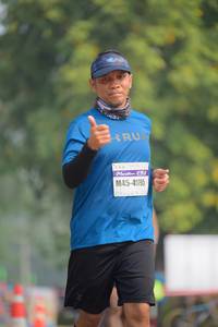 BIB: 4195
                            <button type="button" onclick="openModal(10013329)" class="btn btn-primary btn-sm float-right btn-popup" data-toggle="modal" data-target=".modal-high-quality">
                        <i class="fas fa-shopping-cart"></i> Add to Cart
                    </button>
                                            <button type="button" onclick="isThisMe(10013329, true)" class="btn btn-success btn-sm float-right btn-popup btn-isme hidden" data-toggle="tooltip" data-placement="bottom" title="นี่คือรูปของคุณใช่ไหม คลิกที่นี่เพื่อเอาเข้าอัลบั้ม">
                        <i class="fas fa-plus"></i> Add to album
                    </button>
                    <button type="button" onclick="isThisMe(10013329, false)" class="btn btn-warning btn-sm float-right btn-popup btn-isnotme hidden">
                        <i class="fas fa-ban"></i> Remove from album
                    </button>