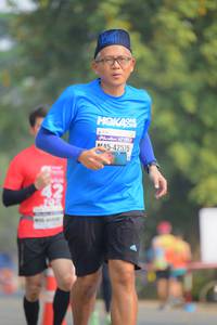 BIB: 42575
                            <button type="button" onclick="openModal(10009992)" class="btn btn-primary btn-sm float-right btn-popup" data-toggle="modal" data-target=".modal-high-quality">
                        <i class="fas fa-shopping-cart"></i> Add to Cart
                    </button>
                                            <button type="button" onclick="isThisMe(10009992, true)" class="btn btn-success btn-sm float-right btn-popup btn-isme hidden" data-toggle="tooltip" data-placement="bottom" title="นี่คือรูปของคุณใช่ไหม คลิกที่นี่เพื่อเอาเข้าอัลบั้ม">
                        <i class="fas fa-plus"></i> Add to album
                    </button>
                    <button type="button" onclick="isThisMe(10009992, false)" class="btn btn-warning btn-sm float-right btn-popup btn-isnotme hidden">
                        <i class="fas fa-ban"></i> Remove from album
                    </button>