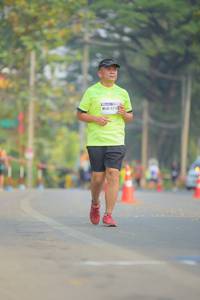 BIB: 4212
                            <button type="button" onclick="openModal(9938104)" class="btn btn-primary btn-sm float-right btn-popup" data-toggle="modal" data-target=".modal-high-quality">
                        <i class="fas fa-shopping-cart"></i> Add to Cart
                    </button>
                                            <button type="button" onclick="isThisMe(9938104, true)" class="btn btn-success btn-sm float-right btn-popup btn-isme hidden" data-toggle="tooltip" data-placement="bottom" title="นี่คือรูปของคุณใช่ไหม คลิกที่นี่เพื่อเอาเข้าอัลบั้ม">
                        <i class="fas fa-plus"></i> Add to album
                    </button>
                    <button type="button" onclick="isThisMe(9938104, false)" class="btn btn-warning btn-sm float-right btn-popup btn-isnotme hidden">
                        <i class="fas fa-ban"></i> Remove from album
                    </button>