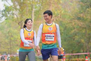 BIB: 41924
                            <button type="button" onclick="openModal(9954150)" class="btn btn-primary btn-sm float-right btn-popup" data-toggle="modal" data-target=".modal-high-quality">
                        <i class="fas fa-shopping-cart"></i> Add to Cart
                    </button>
                                            <button type="button" onclick="isThisMe(9954150, true)" class="btn btn-success btn-sm float-right btn-popup btn-isme hidden" data-toggle="tooltip" data-placement="bottom" title="นี่คือรูปของคุณใช่ไหม คลิกที่นี่เพื่อเอาเข้าอัลบั้ม">
                        <i class="fas fa-plus"></i> Add to album
                    </button>
                    <button type="button" onclick="isThisMe(9954150, false)" class="btn btn-warning btn-sm float-right btn-popup btn-isnotme hidden">
                        <i class="fas fa-ban"></i> Remove from album
                    </button>