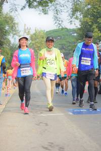 BIB: 45835, 452
                            <button type="button" onclick="openModal(9938775)" class="btn btn-primary btn-sm float-right btn-popup" data-toggle="modal" data-target=".modal-high-quality">
                        <i class="fas fa-shopping-cart"></i> Add to Cart
                    </button>
                                            <button type="button" onclick="isThisMe(9938775, true)" class="btn btn-success btn-sm float-right btn-popup btn-isme hidden" data-toggle="tooltip" data-placement="bottom" title="นี่คือรูปของคุณใช่ไหม คลิกที่นี่เพื่อเอาเข้าอัลบั้ม">
                        <i class="fas fa-plus"></i> Add to album
                    </button>
                    <button type="button" onclick="isThisMe(9938775, false)" class="btn btn-warning btn-sm float-right btn-popup btn-isnotme hidden">
                        <i class="fas fa-ban"></i> Remove from album
                    </button>