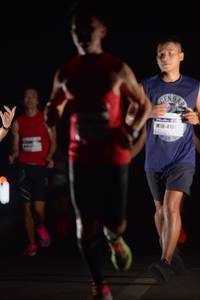 BIB: 4101
                            <button type="button" onclick="openModal(10267353)" class="btn btn-primary btn-sm float-right btn-popup" data-toggle="modal" data-target=".modal-high-quality">
                        <i class="fas fa-shopping-cart"></i> Add to Cart
                    </button>
                                            <button type="button" onclick="isThisMe(10267353, true)" class="btn btn-success btn-sm float-right btn-popup btn-isme hidden" data-toggle="tooltip" data-placement="bottom" title="นี่คือรูปของคุณใช่ไหม คลิกที่นี่เพื่อเอาเข้าอัลบั้ม">
                        <i class="fas fa-plus"></i> Add to album
                    </button>
                    <button type="button" onclick="isThisMe(10267353, false)" class="btn btn-warning btn-sm float-right btn-popup btn-isnotme hidden">
                        <i class="fas fa-ban"></i> Remove from album
                    </button>