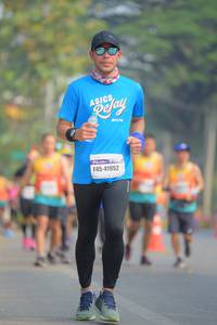 BIB: 41952
                            <button type="button" onclick="openModal(10288666)" class="btn btn-primary btn-sm float-right btn-popup" data-toggle="modal" data-target=".modal-high-quality">
                        <i class="fas fa-shopping-cart"></i> Add to Cart
                    </button>
                                            <button type="button" onclick="isThisMe(10288666, true)" class="btn btn-success btn-sm float-right btn-popup btn-isme hidden" data-toggle="tooltip" data-placement="bottom" title="นี่คือรูปของคุณใช่ไหม คลิกที่นี่เพื่อเอาเข้าอัลบั้ม">
                        <i class="fas fa-plus"></i> Add to album
                    </button>
                    <button type="button" onclick="isThisMe(10288666, false)" class="btn btn-warning btn-sm float-right btn-popup btn-isnotme hidden">
                        <i class="fas fa-ban"></i> Remove from album
                    </button>