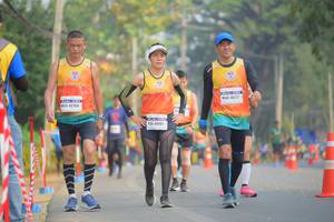 BIB: 46721, 42164, 40101
                            <button type="button" onclick="openModal(10289826)" class="btn btn-primary btn-sm float-right btn-popup" data-toggle="modal" data-target=".modal-high-quality">
                        <i class="fas fa-shopping-cart"></i> Add to Cart
                    </button>
                                            <button type="button" onclick="isThisMe(10289826, true)" class="btn btn-success btn-sm float-right btn-popup btn-isme hidden" data-toggle="tooltip" data-placement="bottom" title="นี่คือรูปของคุณใช่ไหม คลิกที่นี่เพื่อเอาเข้าอัลบั้ม">
                        <i class="fas fa-plus"></i> Add to album
                    </button>
                    <button type="button" onclick="isThisMe(10289826, false)" class="btn btn-warning btn-sm float-right btn-popup btn-isnotme hidden">
                        <i class="fas fa-ban"></i> Remove from album
                    </button>