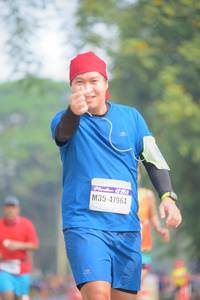 BIB: 47964
                            <button type="button" onclick="openModal(10288581)" class="btn btn-primary btn-sm float-right btn-popup" data-toggle="modal" data-target=".modal-high-quality">
                        <i class="fas fa-shopping-cart"></i> Add to Cart
                    </button>
                                            <button type="button" onclick="isThisMe(10288581, true)" class="btn btn-success btn-sm float-right btn-popup btn-isme hidden" data-toggle="tooltip" data-placement="bottom" title="นี่คือรูปของคุณใช่ไหม คลิกที่นี่เพื่อเอาเข้าอัลบั้ม">
                        <i class="fas fa-plus"></i> Add to album
                    </button>
                    <button type="button" onclick="isThisMe(10288581, false)" class="btn btn-warning btn-sm float-right btn-popup btn-isnotme hidden">
                        <i class="fas fa-ban"></i> Remove from album
                    </button>