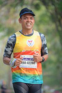 BIB: 421, 42244
                            <button type="button" onclick="openModal(10288789)" class="btn btn-primary btn-sm float-right btn-popup" data-toggle="modal" data-target=".modal-high-quality">
                        <i class="fas fa-shopping-cart"></i> Add to Cart
                    </button>
                                            <button type="button" onclick="isThisMe(10288789, true)" class="btn btn-success btn-sm float-right btn-popup btn-isme hidden" data-toggle="tooltip" data-placement="bottom" title="นี่คือรูปของคุณใช่ไหม คลิกที่นี่เพื่อเอาเข้าอัลบั้ม">
                        <i class="fas fa-plus"></i> Add to album
                    </button>
                    <button type="button" onclick="isThisMe(10288789, false)" class="btn btn-warning btn-sm float-right btn-popup btn-isnotme hidden">
                        <i class="fas fa-ban"></i> Remove from album
                    </button>