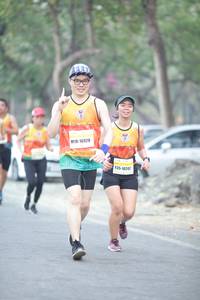 BIB: 16928, 1020
                            <button type="button" onclick="openModal(8156065)" class="btn btn-primary btn-sm float-right btn-popup" data-toggle="modal" data-target=".modal-high-quality">
                        <i class="fas fa-shopping-cart"></i> Add to Cart
                    </button>
                                            <button type="button" onclick="isThisMe(8156065, true)" class="btn btn-success btn-sm float-right btn-popup btn-isme hidden" data-toggle="tooltip" data-placement="bottom" title="นี่คือรูปของคุณใช่ไหม คลิกที่นี่เพื่อเอาเข้าอัลบั้ม">
                        <i class="fas fa-plus"></i> Add to album
                    </button>
                    <button type="button" onclick="isThisMe(8156065, false)" class="btn btn-warning btn-sm float-right btn-popup btn-isnotme hidden">
                        <i class="fas fa-ban"></i> Remove from album
                    </button>