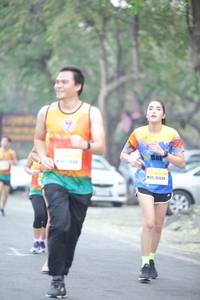 BIB: 16044
                            <button type="button" onclick="openModal(8159926)" class="btn btn-primary btn-sm float-right btn-popup" data-toggle="modal" data-target=".modal-high-quality">
                        <i class="fas fa-shopping-cart"></i> Add to Cart
                    </button>
                                            <button type="button" onclick="isThisMe(8159926, true)" class="btn btn-success btn-sm float-right btn-popup btn-isme hidden" data-toggle="tooltip" data-placement="bottom" title="นี่คือรูปของคุณใช่ไหม คลิกที่นี่เพื่อเอาเข้าอัลบั้ม">
                        <i class="fas fa-plus"></i> Add to album
                    </button>
                    <button type="button" onclick="isThisMe(8159926, false)" class="btn btn-warning btn-sm float-right btn-popup btn-isnotme hidden">
                        <i class="fas fa-ban"></i> Remove from album
                    </button>