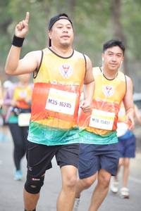 BIB: 16245, 15851
                            <button type="button" onclick="openModal(8333809)" class="btn btn-primary btn-sm float-right btn-popup" data-toggle="modal" data-target=".modal-high-quality">
                        <i class="fas fa-shopping-cart"></i> Add to Cart
                    </button>
                                            <button type="button" onclick="isThisMe(8333809, true)" class="btn btn-success btn-sm float-right btn-popup btn-isme hidden" data-toggle="tooltip" data-placement="bottom" title="นี่คือรูปของคุณใช่ไหม คลิกที่นี่เพื่อเอาเข้าอัลบั้ม">
                        <i class="fas fa-plus"></i> Add to album
                    </button>
                    <button type="button" onclick="isThisMe(8333809, false)" class="btn btn-warning btn-sm float-right btn-popup btn-isnotme hidden">
                        <i class="fas fa-ban"></i> Remove from album
                    </button>