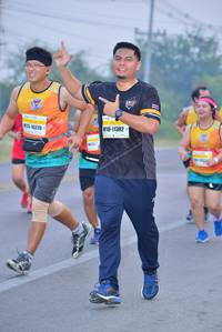BIB: 11382, 16270
                            <button type="button" onclick="openModal(9153052)" class="btn btn-primary btn-sm float-right btn-popup" data-toggle="modal" data-target=".modal-high-quality">
                        <i class="fas fa-shopping-cart"></i> Add to Cart
                    </button>
                                            <button type="button" onclick="isThisMe(9153052, true)" class="btn btn-success btn-sm float-right btn-popup btn-isme hidden" data-toggle="tooltip" data-placement="bottom" title="นี่คือรูปของคุณใช่ไหม คลิกที่นี่เพื่อเอาเข้าอัลบั้ม">
                        <i class="fas fa-plus"></i> Add to album
                    </button>
                    <button type="button" onclick="isThisMe(9153052, false)" class="btn btn-warning btn-sm float-right btn-popup btn-isnotme hidden">
                        <i class="fas fa-ban"></i> Remove from album
                    </button>