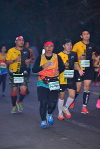 BIB: 7612, 26564, 21633
                            <button type="button" onclick="openModal(8783653)" class="btn btn-primary btn-sm float-right btn-popup" data-toggle="modal" data-target=".modal-high-quality">
                        <i class="fas fa-shopping-cart"></i> Add to Cart
                    </button>
                                            <button type="button" onclick="isThisMe(8783653, true)" class="btn btn-success btn-sm float-right btn-popup btn-isme hidden" data-toggle="tooltip" data-placement="bottom" title="นี่คือรูปของคุณใช่ไหม คลิกที่นี่เพื่อเอาเข้าอัลบั้ม">
                        <i class="fas fa-plus"></i> Add to album
                    </button>
                    <button type="button" onclick="isThisMe(8783653, false)" class="btn btn-warning btn-sm float-right btn-popup btn-isnotme hidden">
                        <i class="fas fa-ban"></i> Remove from album
                    </button>