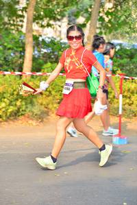 BIB: 5166
                            <button type="button" onclick="openModal(9307533)" class="btn btn-primary btn-sm float-right btn-popup" data-toggle="modal" data-target=".modal-high-quality">
                        <i class="fas fa-shopping-cart"></i> Add to Cart
                    </button>
                                            <button type="button" onclick="isThisMe(9307533, true)" class="btn btn-success btn-sm float-right btn-popup btn-isme hidden" data-toggle="tooltip" data-placement="bottom" title="นี่คือรูปของคุณใช่ไหม คลิกที่นี่เพื่อเอาเข้าอัลบั้ม">
                        <i class="fas fa-plus"></i> Add to album
                    </button>
                    <button type="button" onclick="isThisMe(9307533, false)" class="btn btn-warning btn-sm float-right btn-popup btn-isnotme hidden">
                        <i class="fas fa-ban"></i> Remove from album
                    </button>