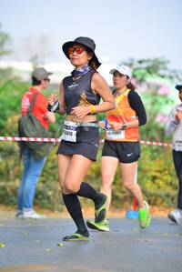 BIB: 4585, 5070
                            <button type="button" onclick="openModal(9291298)" class="btn btn-primary btn-sm float-right btn-popup" data-toggle="modal" data-target=".modal-high-quality">
                        <i class="fas fa-shopping-cart"></i> Add to Cart
                    </button>
                                            <button type="button" onclick="isThisMe(9291298, true)" class="btn btn-success btn-sm float-right btn-popup btn-isme hidden" data-toggle="tooltip" data-placement="bottom" title="นี่คือรูปของคุณใช่ไหม คลิกที่นี่เพื่อเอาเข้าอัลบั้ม">
                        <i class="fas fa-plus"></i> Add to album
                    </button>
                    <button type="button" onclick="isThisMe(9291298, false)" class="btn btn-warning btn-sm float-right btn-popup btn-isnotme hidden">
                        <i class="fas fa-ban"></i> Remove from album
                    </button>