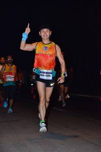 BIB: 15949
                            <button type="button" onclick="openModal(8904947)" class="btn btn-primary btn-sm float-right btn-popup" data-toggle="modal" data-target=".modal-high-quality">
                        <i class="fas fa-shopping-cart"></i> Add to Cart
                    </button>
                                            <button type="button" onclick="isThisMe(8904947, true)" class="btn btn-success btn-sm float-right btn-popup btn-isme hidden" data-toggle="tooltip" data-placement="bottom" title="นี่คือรูปของคุณใช่ไหม คลิกที่นี่เพื่อเอาเข้าอัลบั้ม">
                        <i class="fas fa-plus"></i> Add to album
                    </button>
                    <button type="button" onclick="isThisMe(8904947, false)" class="btn btn-warning btn-sm float-right btn-popup btn-isnotme hidden">
                        <i class="fas fa-ban"></i> Remove from album
                    </button>