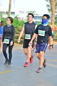 BIB: 21836, 22135, 20501
                            <button type="button" onclick="openModal(9915658)" class="btn btn-primary btn-sm float-right btn-popup" data-toggle="modal" data-target=".modal-high-quality">
                        <i class="fas fa-shopping-cart"></i> Add to Cart
                    </button>
                                            <button type="button" onclick="isThisMe(9915658, true)" class="btn btn-success btn-sm float-right btn-popup btn-isme hidden" data-toggle="tooltip" data-placement="bottom" title="นี่คือรูปของคุณใช่ไหม คลิกที่นี่เพื่อเอาเข้าอัลบั้ม">
                        <i class="fas fa-plus"></i> Add to album
                    </button>
                    <button type="button" onclick="isThisMe(9915658, false)" class="btn btn-warning btn-sm float-right btn-popup btn-isnotme hidden">
                        <i class="fas fa-ban"></i> Remove from album
                    </button>