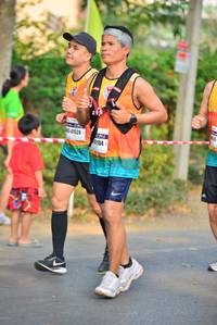 BIB: 41524, 104
                            <button type="button" onclick="openModal(9289829)" class="btn btn-primary btn-sm float-right btn-popup" data-toggle="modal" data-target=".modal-high-quality">
                        <i class="fas fa-shopping-cart"></i> Add to Cart
                    </button>
                                            <button type="button" onclick="isThisMe(9289829, true)" class="btn btn-success btn-sm float-right btn-popup btn-isme hidden" data-toggle="tooltip" data-placement="bottom" title="นี่คือรูปของคุณใช่ไหม คลิกที่นี่เพื่อเอาเข้าอัลบั้ม">
                        <i class="fas fa-plus"></i> Add to album
                    </button>
                    <button type="button" onclick="isThisMe(9289829, false)" class="btn btn-warning btn-sm float-right btn-popup btn-isnotme hidden">
                        <i class="fas fa-ban"></i> Remove from album
                    </button>