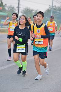 BIB: 16485, 17312
                            <button type="button" onclick="openModal(9207897)" class="btn btn-primary btn-sm float-right btn-popup" data-toggle="modal" data-target=".modal-high-quality">
                        <i class="fas fa-shopping-cart"></i> Add to Cart
                    </button>
                                            <button type="button" onclick="isThisMe(9207897, true)" class="btn btn-success btn-sm float-right btn-popup btn-isme hidden" data-toggle="tooltip" data-placement="bottom" title="นี่คือรูปของคุณใช่ไหม คลิกที่นี่เพื่อเอาเข้าอัลบั้ม">
                        <i class="fas fa-plus"></i> Add to album
                    </button>
                    <button type="button" onclick="isThisMe(9207897, false)" class="btn btn-warning btn-sm float-right btn-popup btn-isnotme hidden">
                        <i class="fas fa-ban"></i> Remove from album
                    </button>