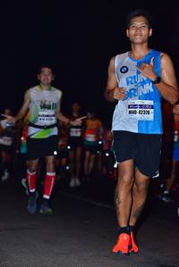 BIB: 122
                            <button type="button" onclick="openModal(8940665)" class="btn btn-primary btn-sm float-right btn-popup" data-toggle="modal" data-target=".modal-high-quality">
                        <i class="fas fa-shopping-cart"></i> Add to Cart
                    </button>
                                            <button type="button" onclick="isThisMe(8940665, true)" class="btn btn-success btn-sm float-right btn-popup btn-isme hidden" data-toggle="tooltip" data-placement="bottom" title="นี่คือรูปของคุณใช่ไหม คลิกที่นี่เพื่อเอาเข้าอัลบั้ม">
                        <i class="fas fa-plus"></i> Add to album
                    </button>
                    <button type="button" onclick="isThisMe(8940665, false)" class="btn btn-warning btn-sm float-right btn-popup btn-isnotme hidden">
                        <i class="fas fa-ban"></i> Remove from album
                    </button>