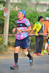 BIB: 106
                            <button type="button" onclick="openModal(9239631)" class="btn btn-primary btn-sm float-right btn-popup" data-toggle="modal" data-target=".modal-high-quality">
                        <i class="fas fa-shopping-cart"></i> Add to Cart
                    </button>
                                            <button type="button" onclick="isThisMe(9239631, true)" class="btn btn-success btn-sm float-right btn-popup btn-isme hidden" data-toggle="tooltip" data-placement="bottom" title="นี่คือรูปของคุณใช่ไหม คลิกที่นี่เพื่อเอาเข้าอัลบั้ม">
                        <i class="fas fa-plus"></i> Add to album
                    </button>
                    <button type="button" onclick="isThisMe(9239631, false)" class="btn btn-warning btn-sm float-right btn-popup btn-isnotme hidden">
                        <i class="fas fa-ban"></i> Remove from album
                    </button>